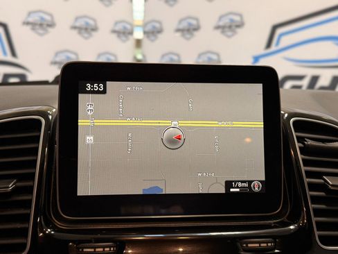 Used 2019 Mercedes-Benz GLE 400 4MATIC w/ Premium 2 Package image 38