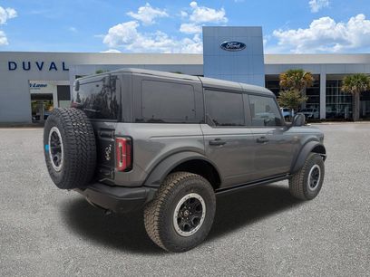 New 2025 Ford Bronco Badlands w/ Sasquatch Package