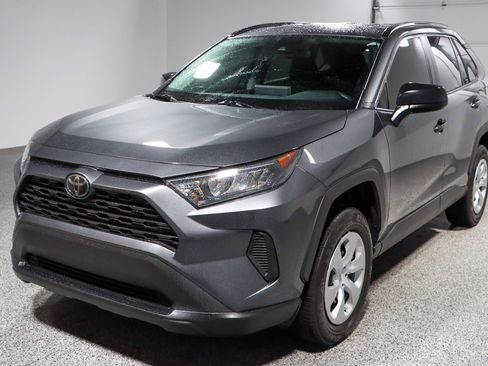 Used 2020 Toyota RAV4 LE image 30