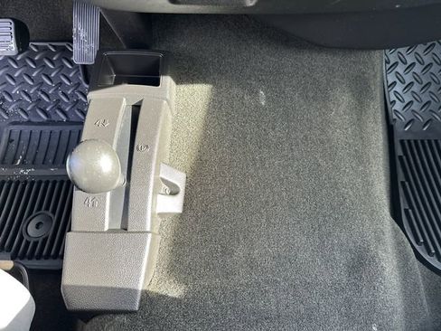 Used 2018 Chevrolet Silverado 1500 Custom w/ Custom Convenience Package image 31