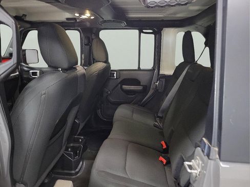 Used 2021 Jeep Wrangler Unlimited Sport image 9