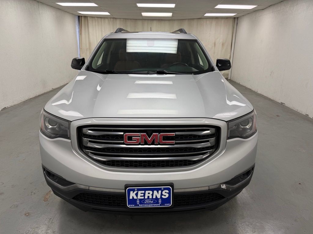 Used 2017 GMC Acadia SLT AWD/4WD image 8