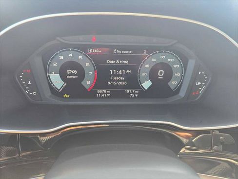 Used 2025 Audi Q3 2.0T Premium Plus w/ Premium Plus Package AWD/4WD image 27
