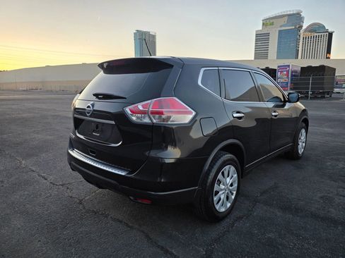 Used 2015 Nissan Rogue S image 4