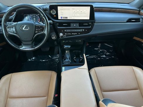 Used 2024 Lexus ES 350 w/ Premium Package FWD image 16