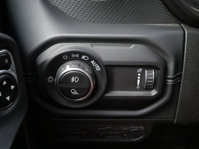 Used 2026 Jeep Gladiator Rubicon AWD/4WD image 17