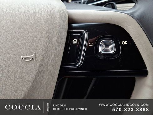 Certified 2020 Lincoln Corsair Reserve w/ Elements Package image 23