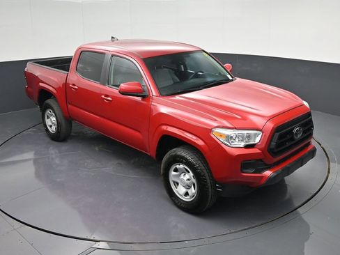 Used 2022 Toyota Tacoma SR w/ SR Convenience Package RWD image 25