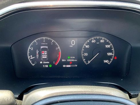 Used 2025 Honda CR-V LX image 12