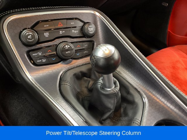 Used 2016 Dodge Challenger R/T Scat Pack w/ Leather Interior Group RWD image 11
