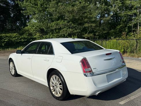 Used 2014 Chrysler 300 300 Sedan 4D w/ Driver Convenience Group image 4