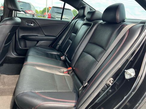Used 2017 Honda Accord Sport Special Edition image 24