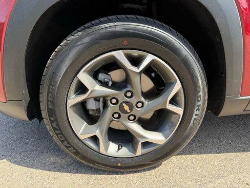 Used 2024 Chevrolet Trax LT image 36