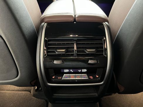 Used 2021 BMW X6 xDrive40i w/ Premium Package 2 image 23