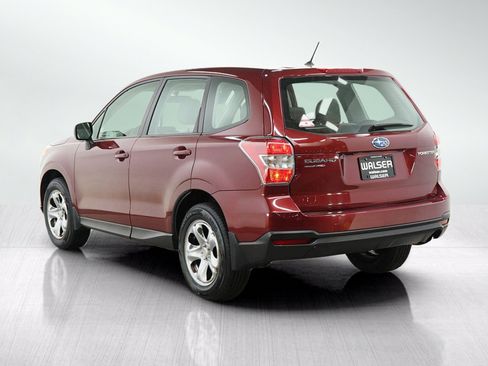 Used 2015 Subaru Forester 2.5i AWD/4WD image 3