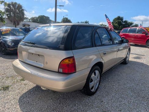 Used 1997 Saturn S-Series SW2 FWD image 5