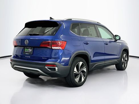 Used 2024 Volkswagen Taos SE AWD/4WD image 9