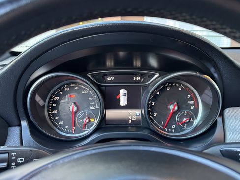 Used 2019 Mercedes-Benz GLA 250 image 27