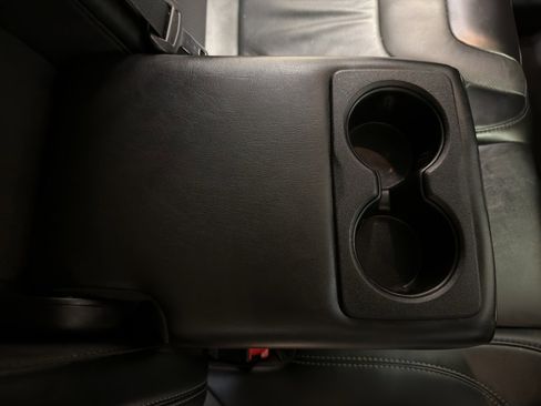 Used 2022 Jeep Cherokee Limited image 29