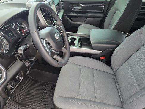 Used 2025 RAM 1500 Big Horn AWD/4WD image 8