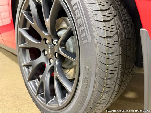 Used 2015 Dodge Challenger SRT Hellcat image 25
