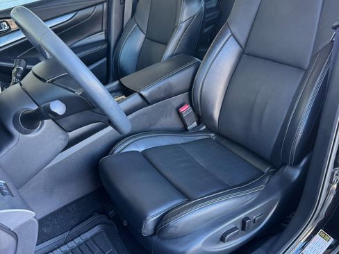 Used 2017 Nissan Maxima 3.5 SL image 11