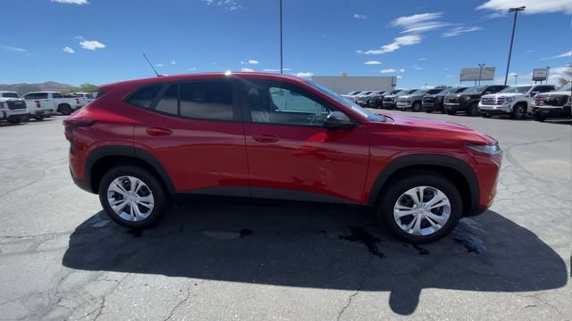 Certified 2026 Chevrolet Trax LS FWD image 9