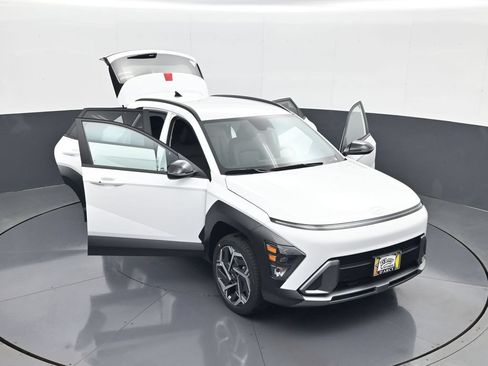 New 2026 Hyundai Kona SEL Premium AWD/4WD image 30