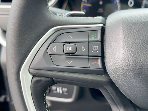 New 2025 Jeep Grand Cherokee Laredo X image 17