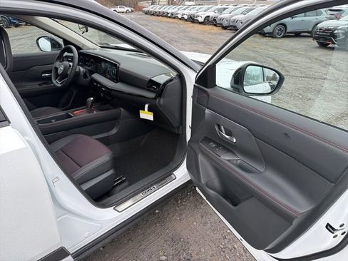 New 2026 Nissan Kicks SR w/ SR Premium Package image 22