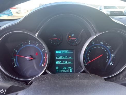 Used 2013 Chevrolet Cruze LT image 12