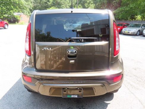 Used 2013 Kia Soul ! w/ Premium Pkg FWD image 7