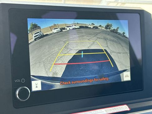 Used 2025 Toyota Tacoma SR image 23
