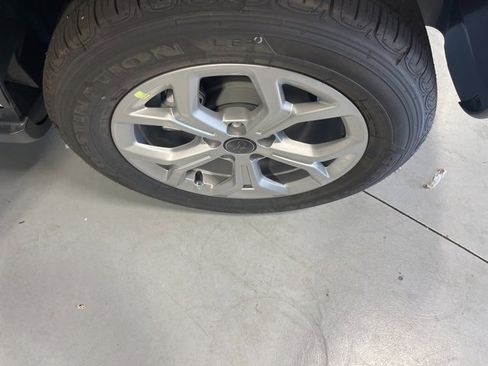 New 2026 Jeep Compass Latitude image 34