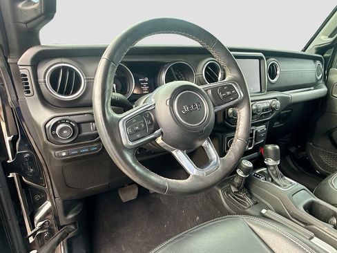 Used 2023 Jeep Wrangler Unlimited Sahara w/ Cold Weather Group AWD/4WD image 12