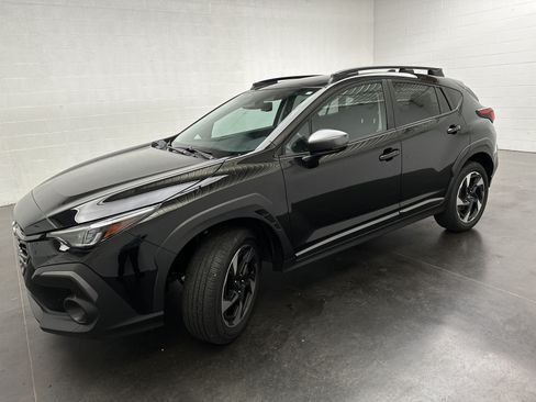Used 2024 Subaru Crosstrek 2.5i Limited w/ Crosstrek Mirror Package AWD/4WD image 4