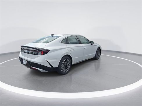 New 2025 Hyundai Sonata SEL image 8