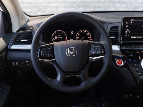 New 2026 Honda Odyssey Touring image 12