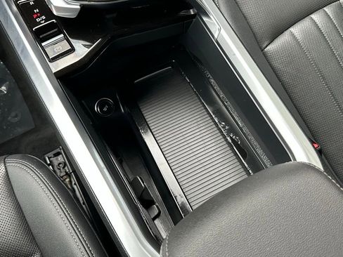 Used 2024 Audi Q8 e-tron Premium Plus w/ Premium Plus Package image 61