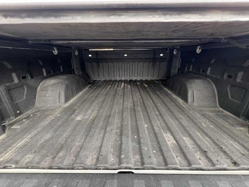 Used 2022 Chevrolet Silverado 1500 Custom w/ Safety Confidence Package AWD/4WD image 15