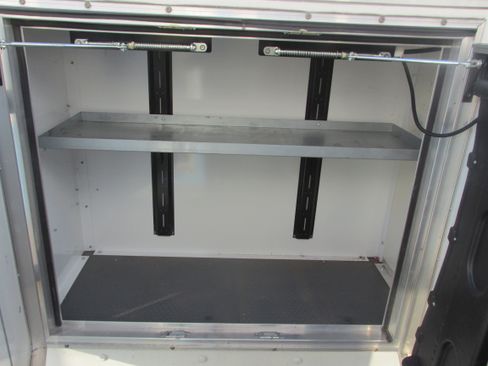 Used 2024 Ford E-350 and Econoline 350 Super Duty w/ Power Windows & Locks Group image 24