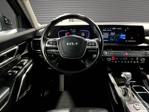 Used 2025 Kia Telluride S AWD/4WD image 7