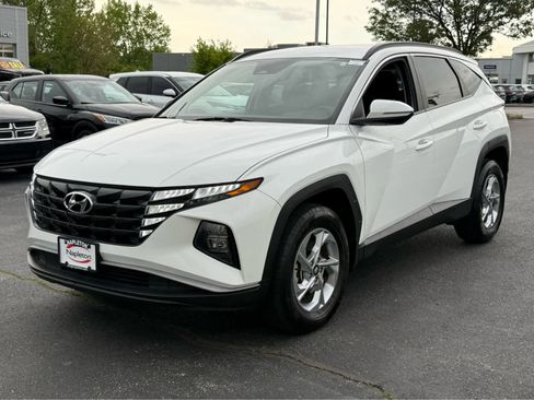 Used 2023 Hyundai Tucson SEL AWD/4WD image 3
