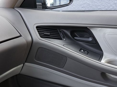 Used 1992 BMW 850i image 25