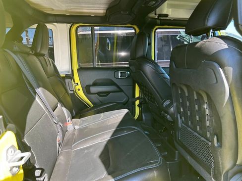 Used 2023 Jeep Wrangler Unlimited Rubicon 4xe AWD/4WD image 29