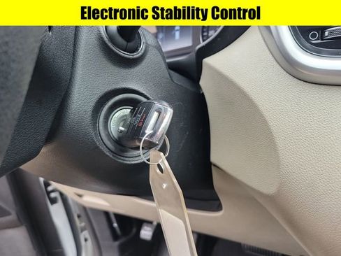 Used 2017 Kia Sorento LX image 17