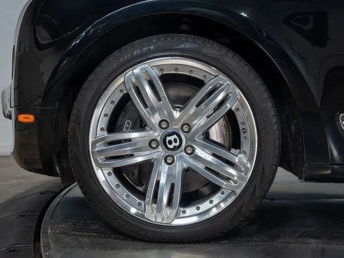 Used 2011 Bentley Mulsanne RWD image 26
