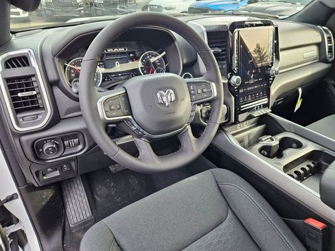 New 2026 RAM 1500 Big Horn AWD/4WD image 13