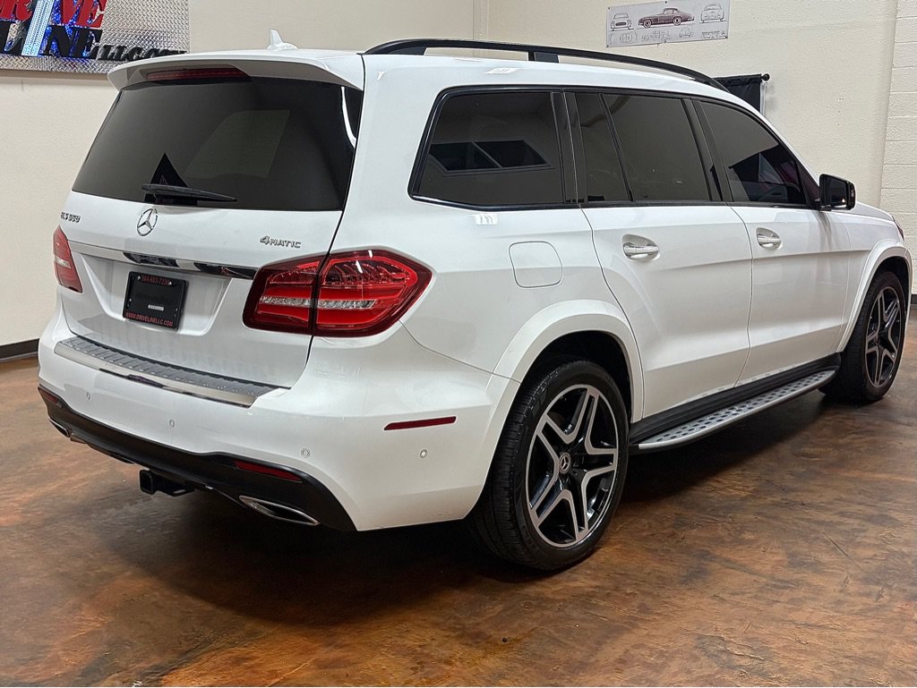 Used 2017 Mercedes-Benz GLS 550 4MATIC image 8