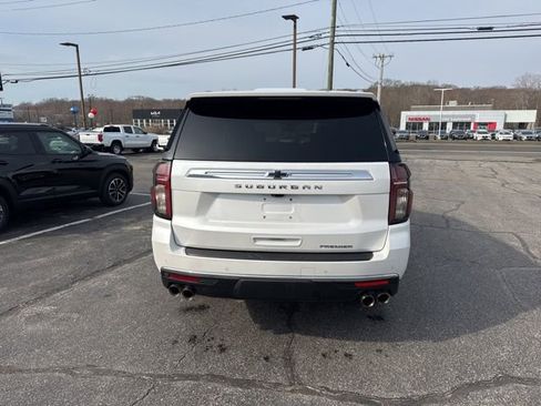 Used 2021 Chevrolet Suburban Premier w/ Premium Package image 6